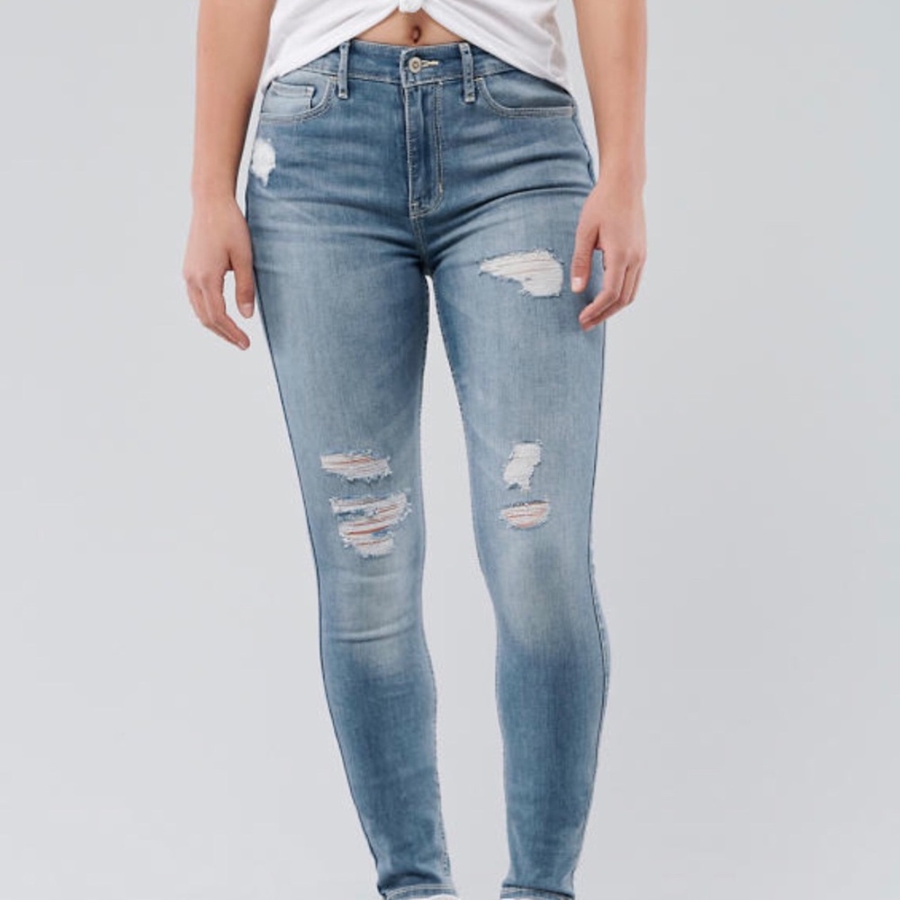 hollister NWT high-rise skinny jeans